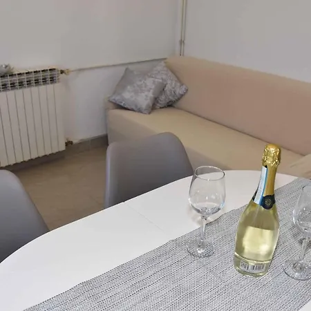 In - Biograd Riviera 8171 Apartament Biograd Na Moru